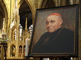 Repatriace kardinála Josefa Berana ve fotografiích